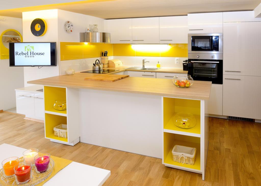 Apartament Rebel House Frýdlant nad Ostravicí Zewnętrze zdjęcie