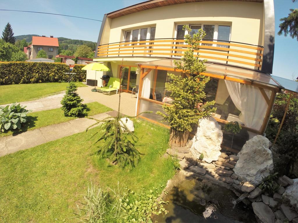 Apartament Rebel House Frýdlant nad Ostravicí Zewnętrze zdjęcie